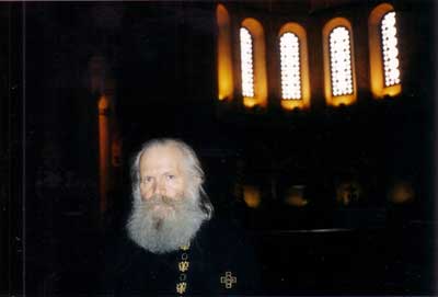 В день освящения Храма Святителя Саввы, 10 мая 2004 г. Белград